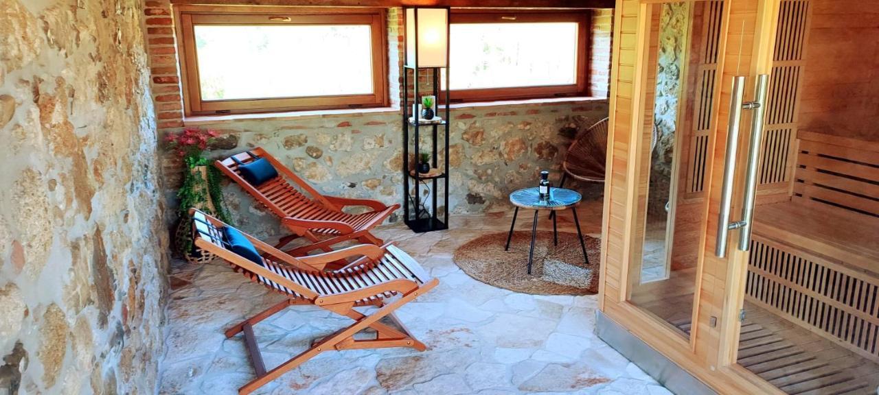 Casale Al Lago Con Piscina E Sauna Corbara  Екстер'єр фото