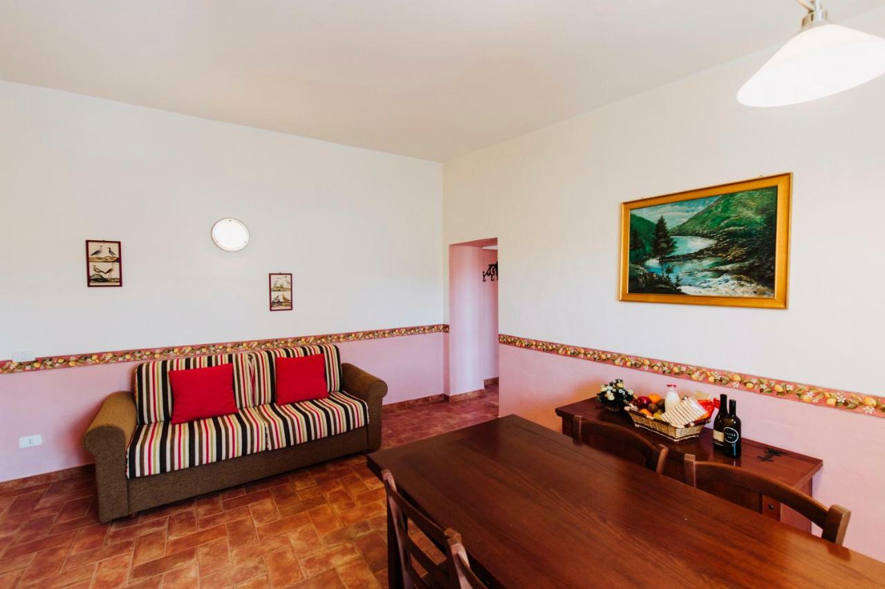 Casale Al Lago Con Piscina E Sauna Corbara  Екстер'єр фото